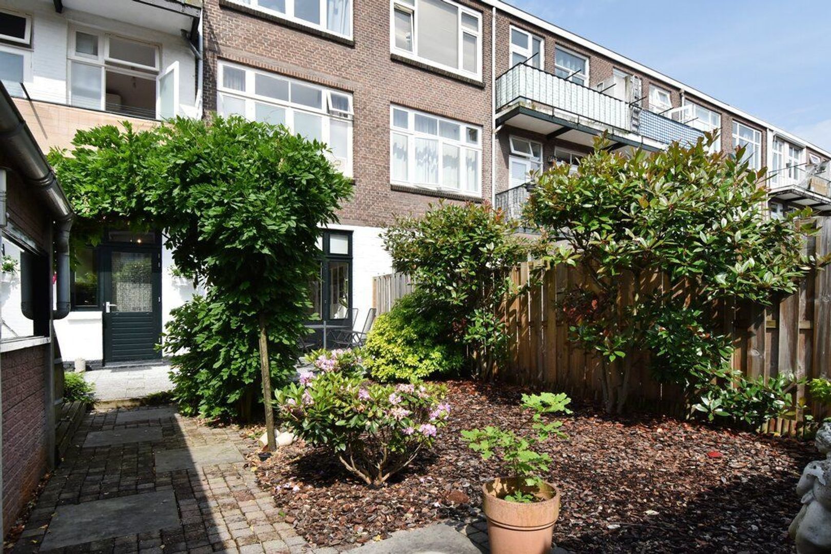 van de Wateringelaan 180, Voorburg foto-21 blur