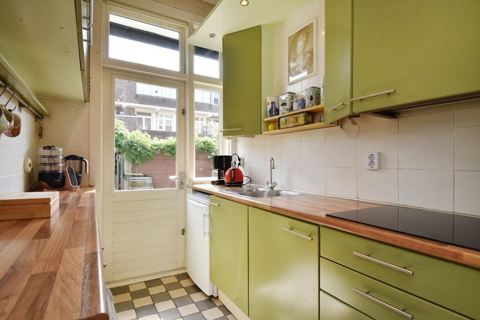 van de Wateringelaan 180, Voorburg foto-25 blur