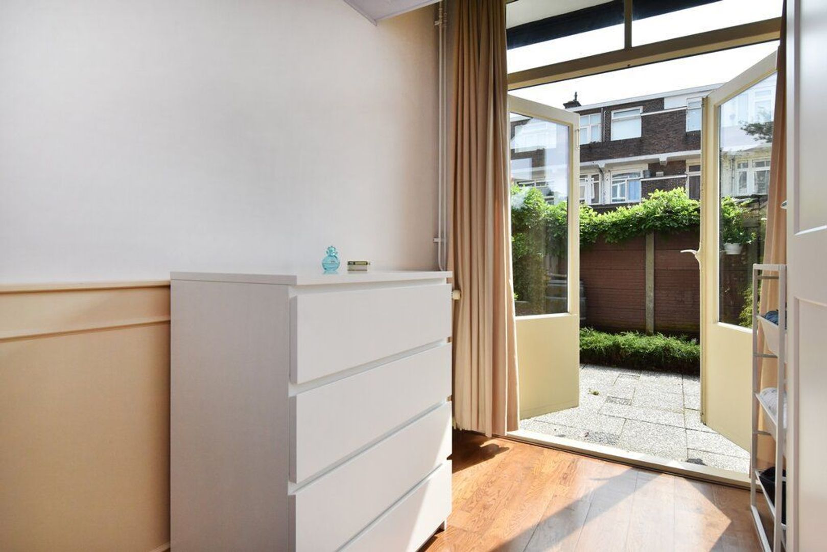 van de Wateringelaan 180, Voorburg foto-28 blur