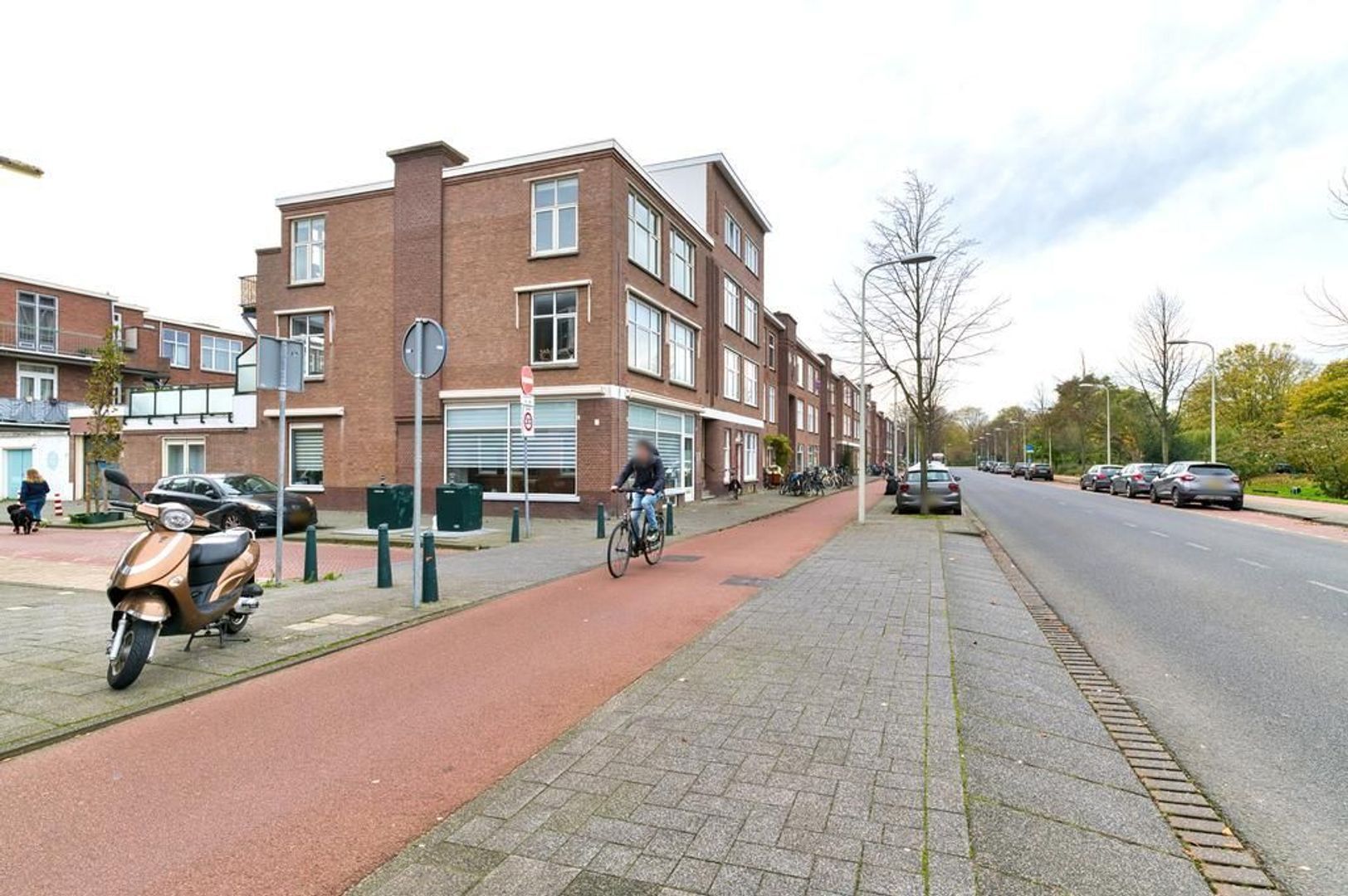 Mient 32, Den Haag foto-30 blur