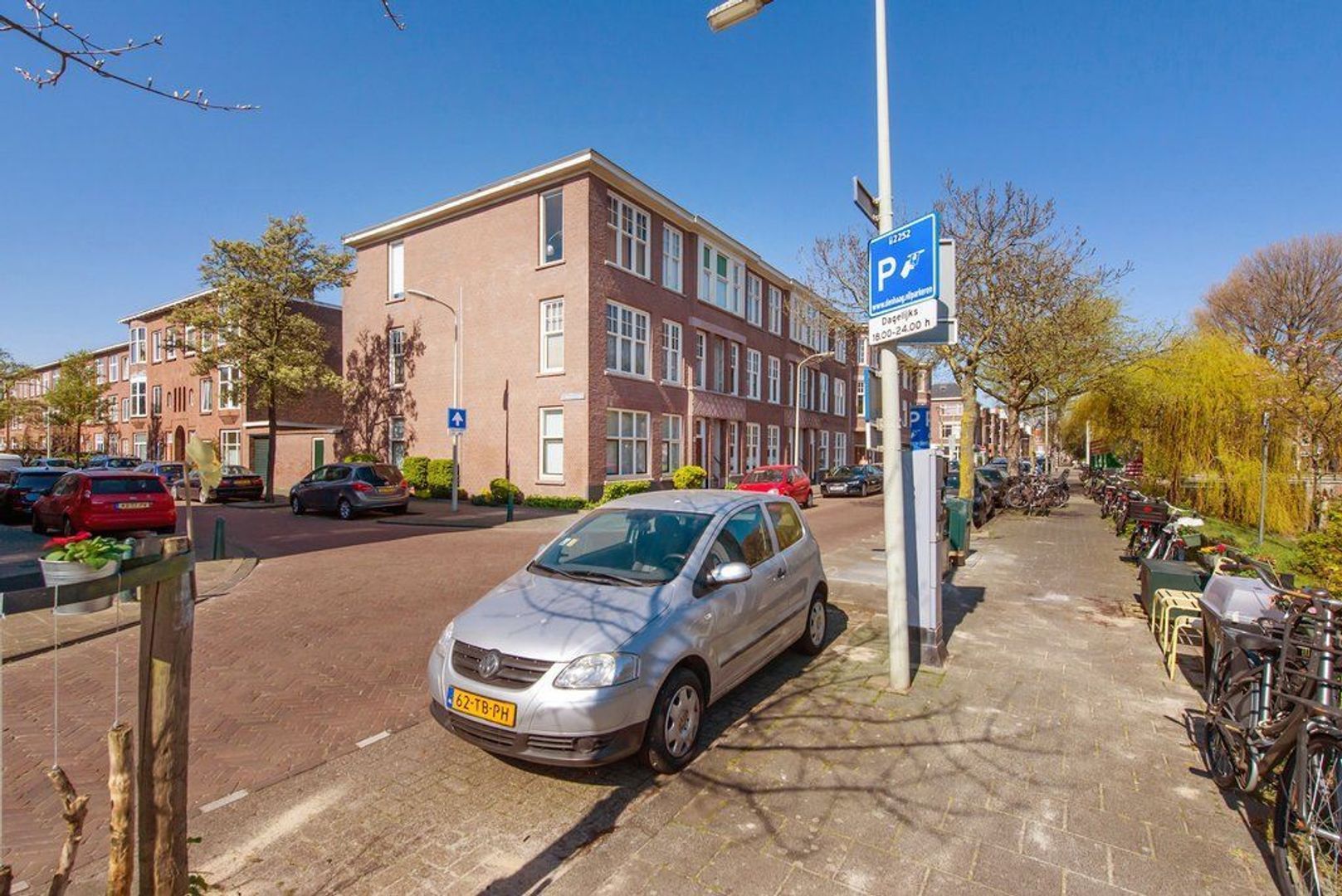 Ligusterstraat 25, Den Haag foto-38 blur