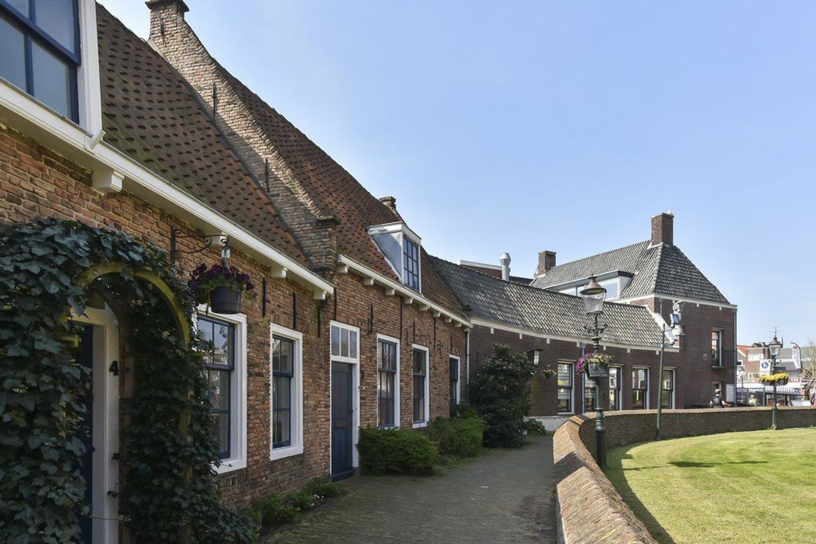 Kerkstraat 3, Naaldwijk foto-34 blur