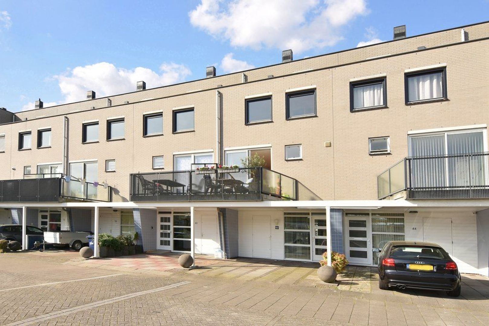 Laan van der Kroft 42, Den Haag foto-0 blur
