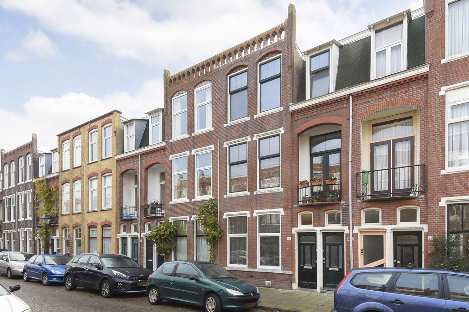 Fultonstraat 64, Den Haag foto-1 blur