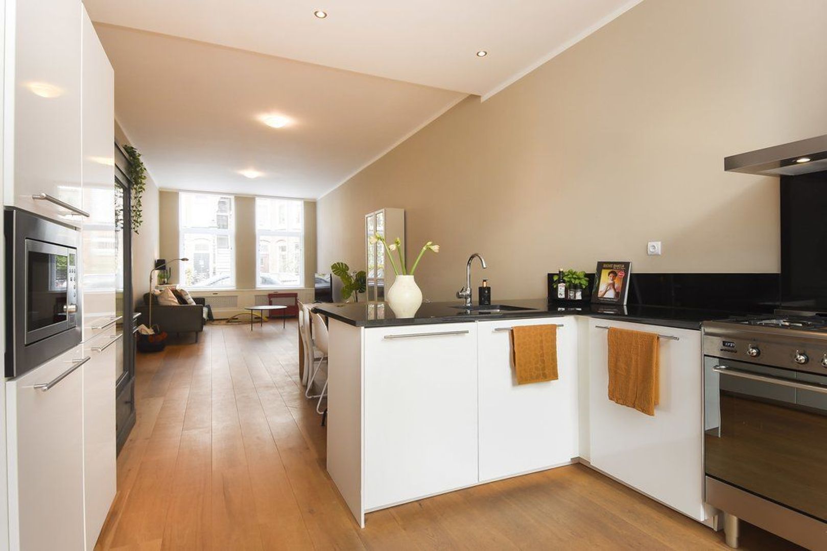 Fultonstraat 64, Den Haag foto-17 blur