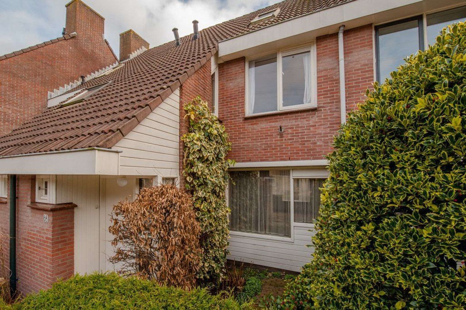 Het Wedde 68, Voorschoten foto-1 blur