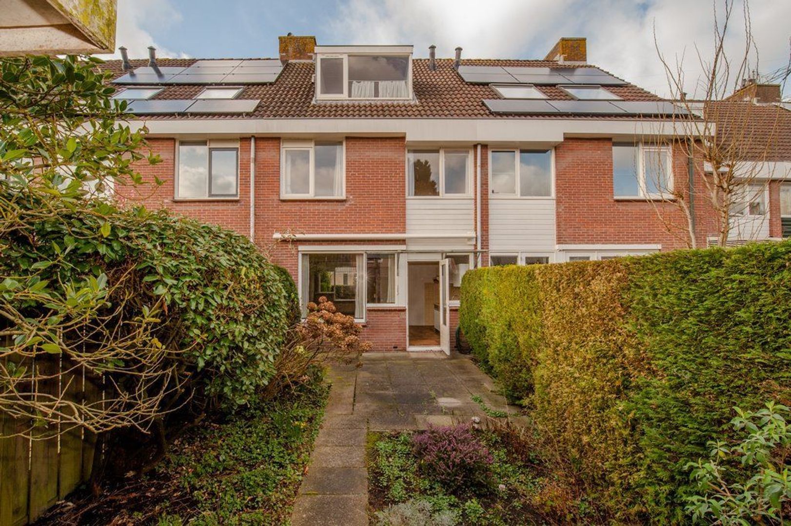 Het Wedde 68, Voorschoten foto-34 blur