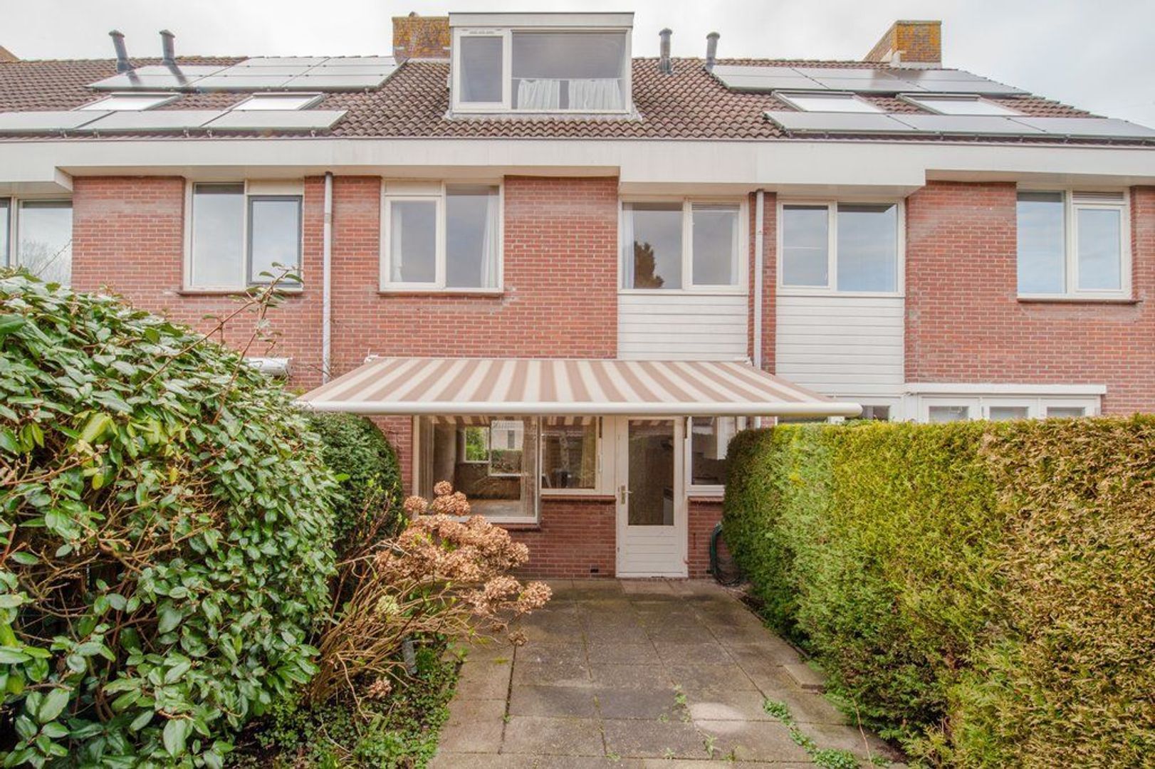Het Wedde 68, Voorschoten foto-35 blur