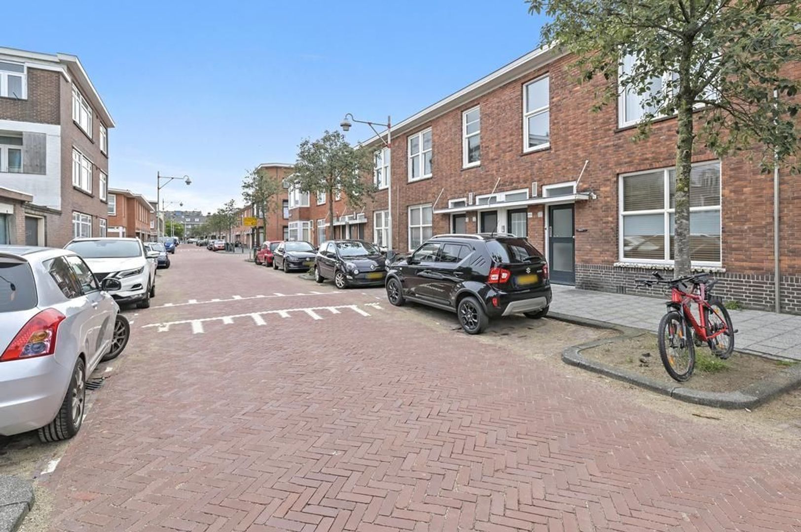 Hilversumsestraat 137, Den Haag foto-1 blur