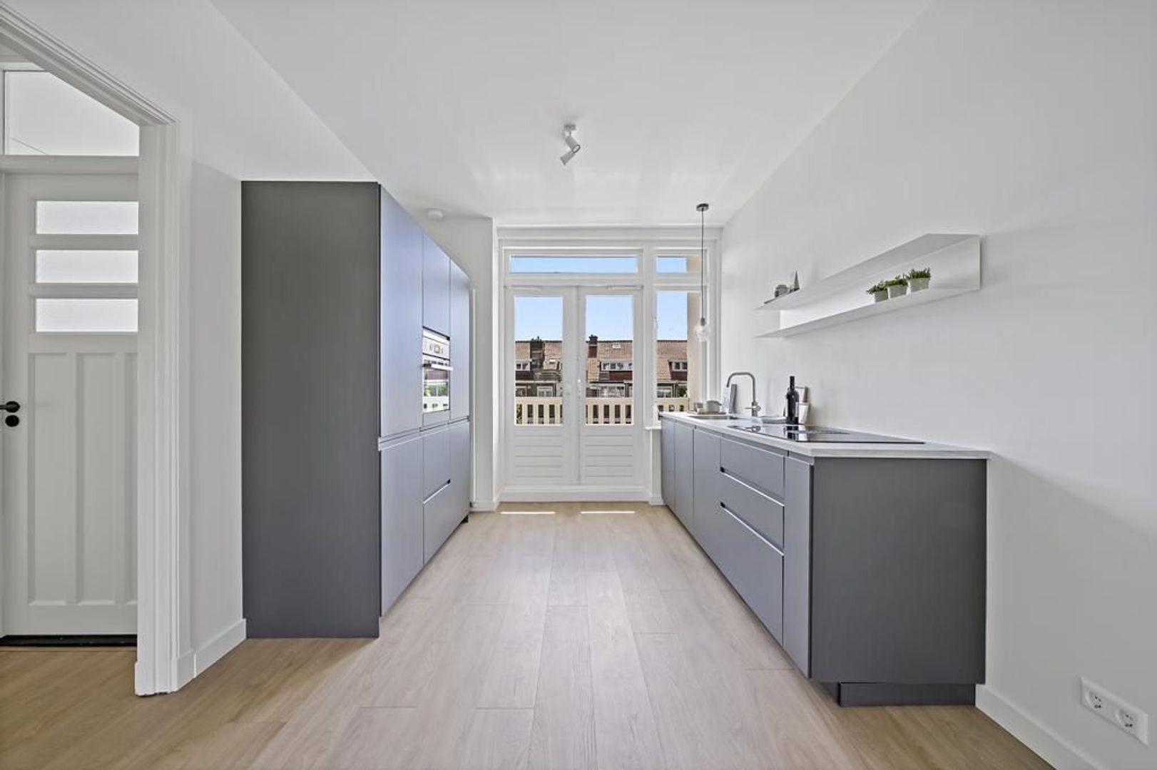 Pisuissestraat 77, Den Haag foto-12 blur