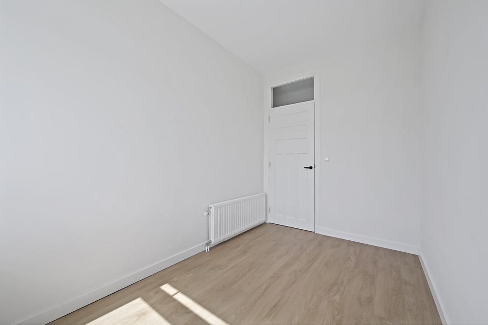 Pisuissestraat 77, Den Haag foto-22 blur