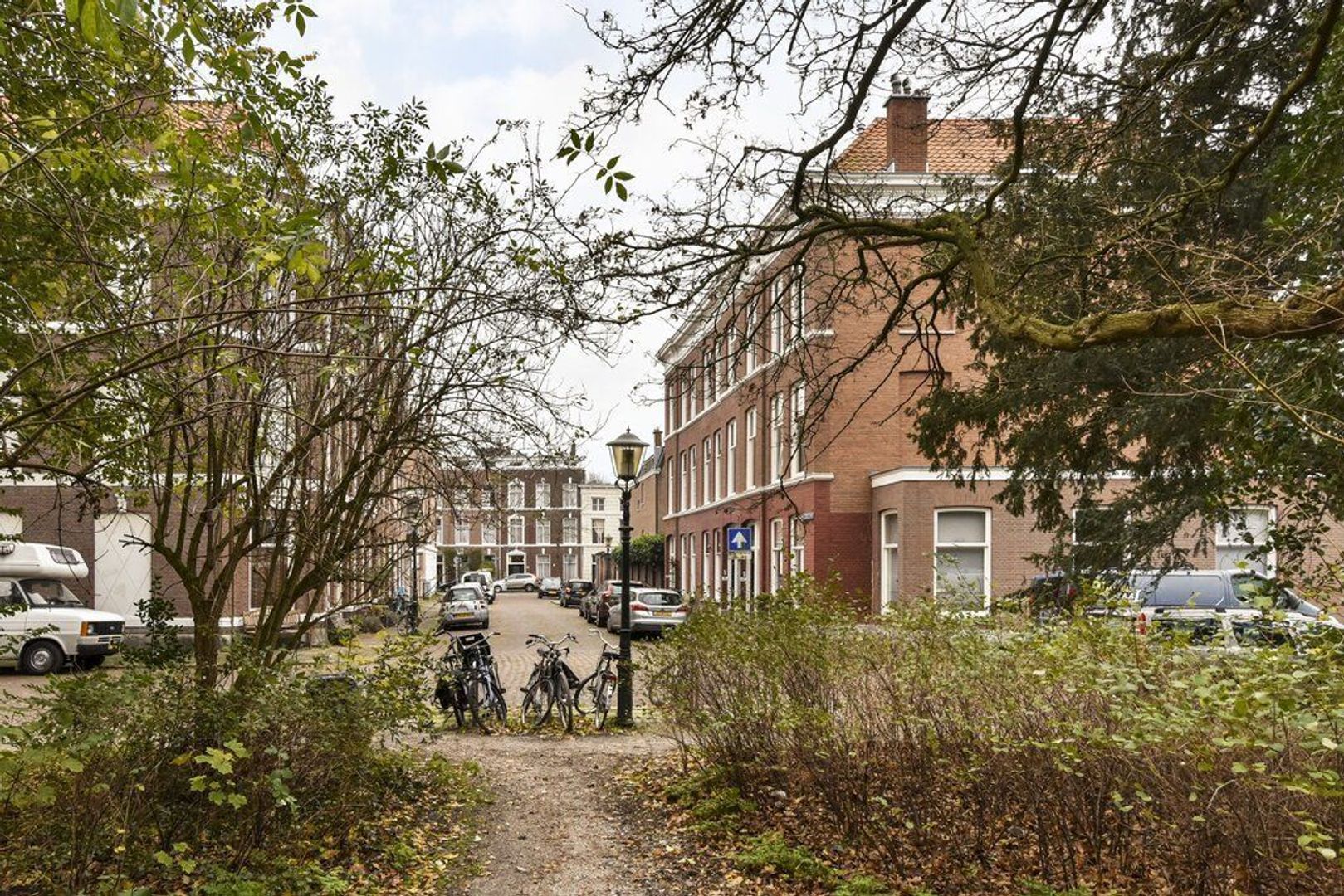 Lombokstraat 8, Den Haag foto-1 blur