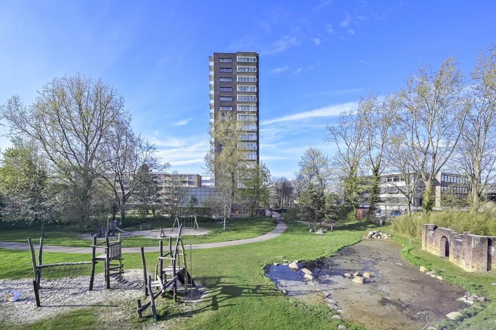 Apollotoren 134, Leiden foto-30 blur
