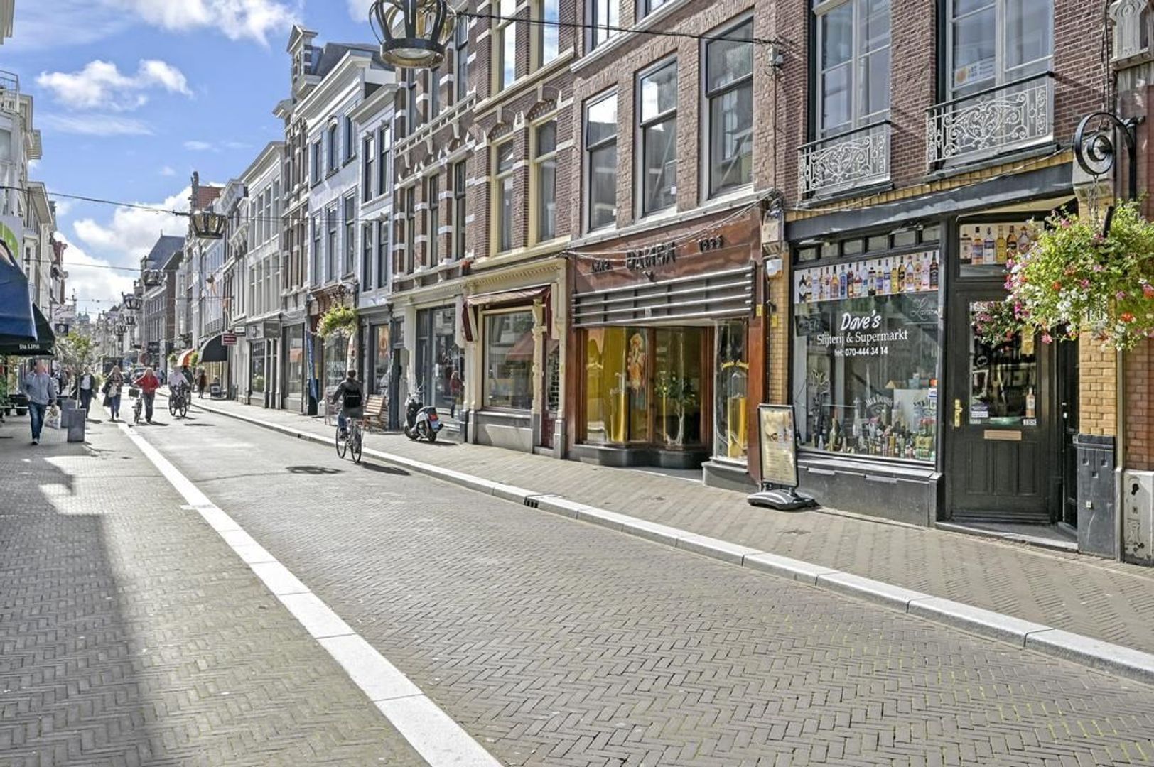 Zeestraat 57, Den Haag foto-39 blur