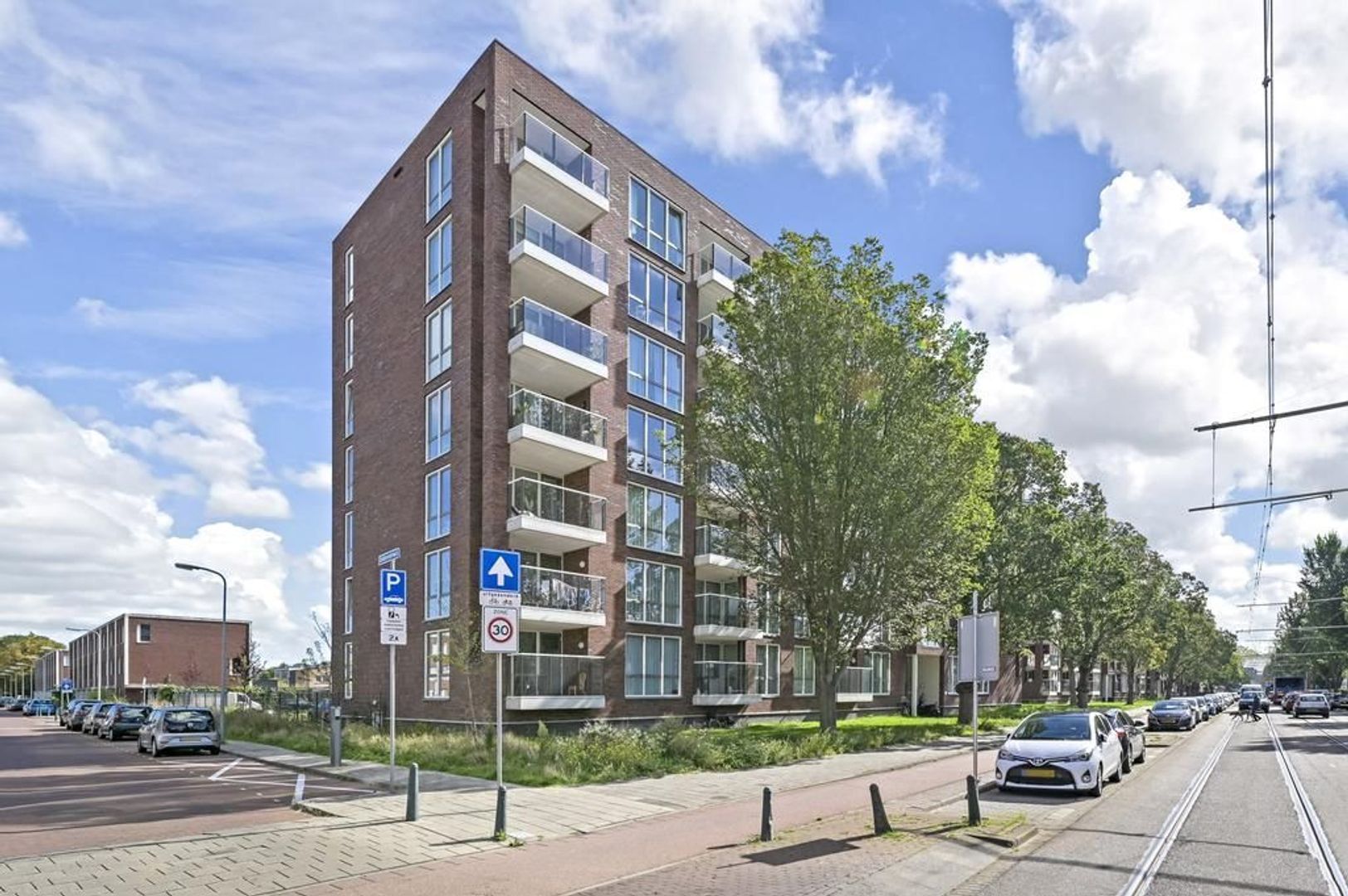 Dedemsvaartweg 190, Den Haag foto-24 blur