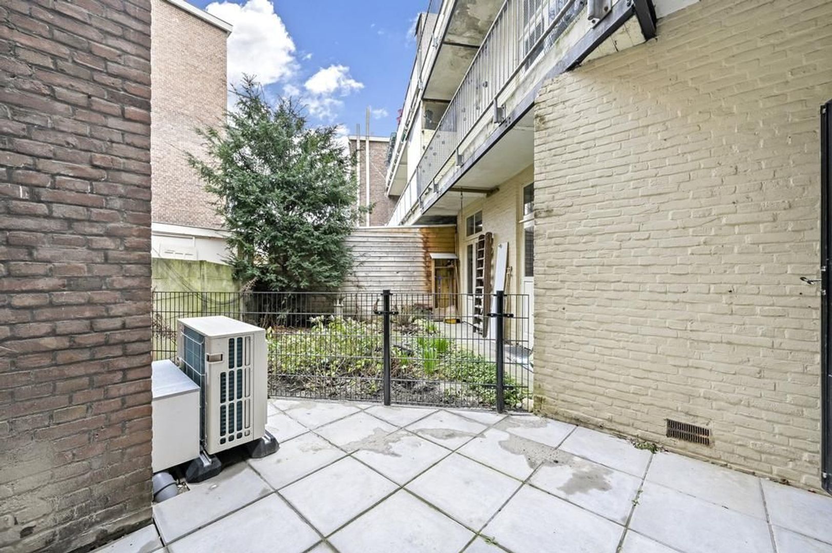 van de Wateringelaan 153, Voorburg foto-23 blur