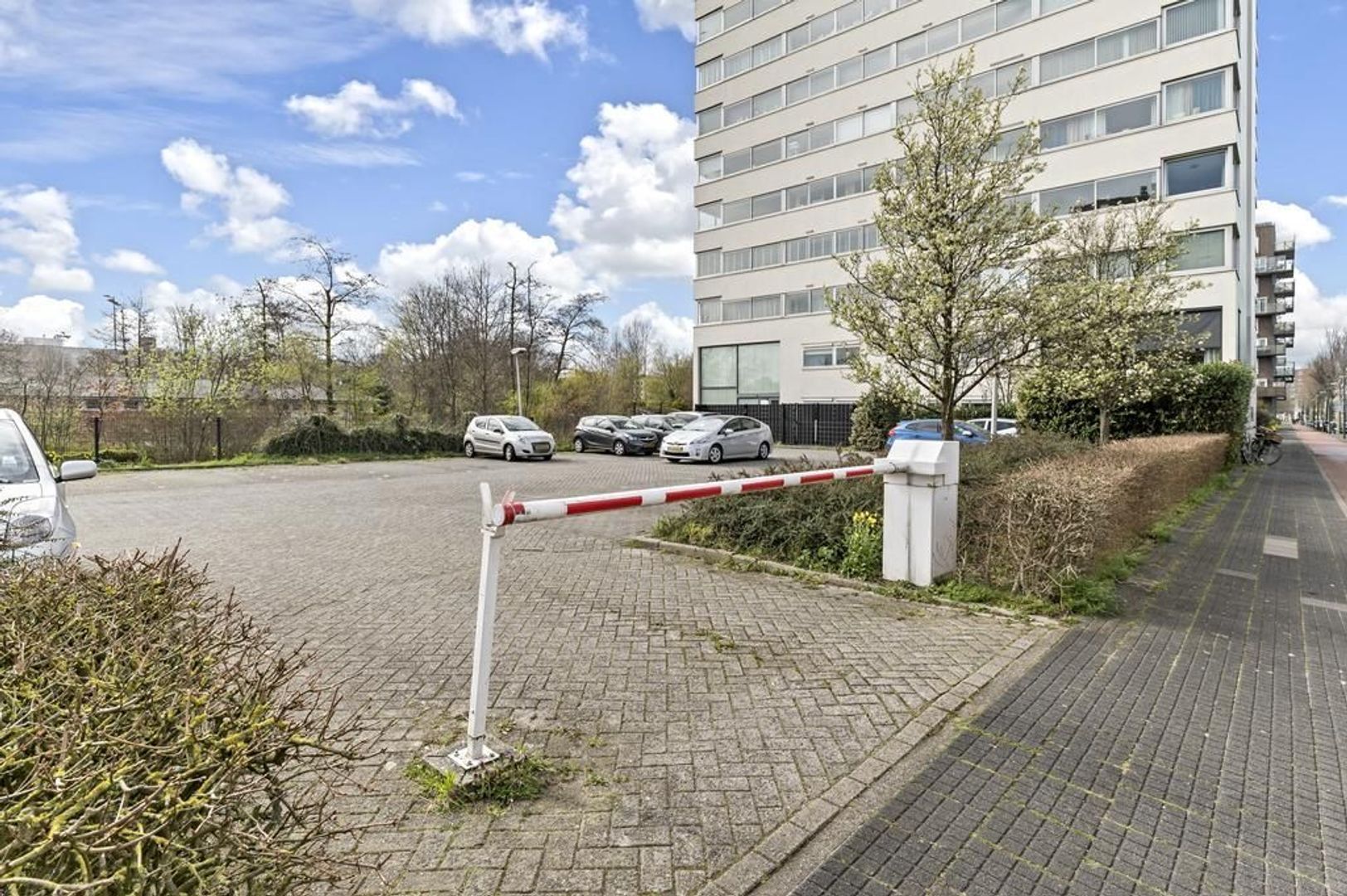 Dedemsvaartweg 1185, Den Haag foto-24 blur