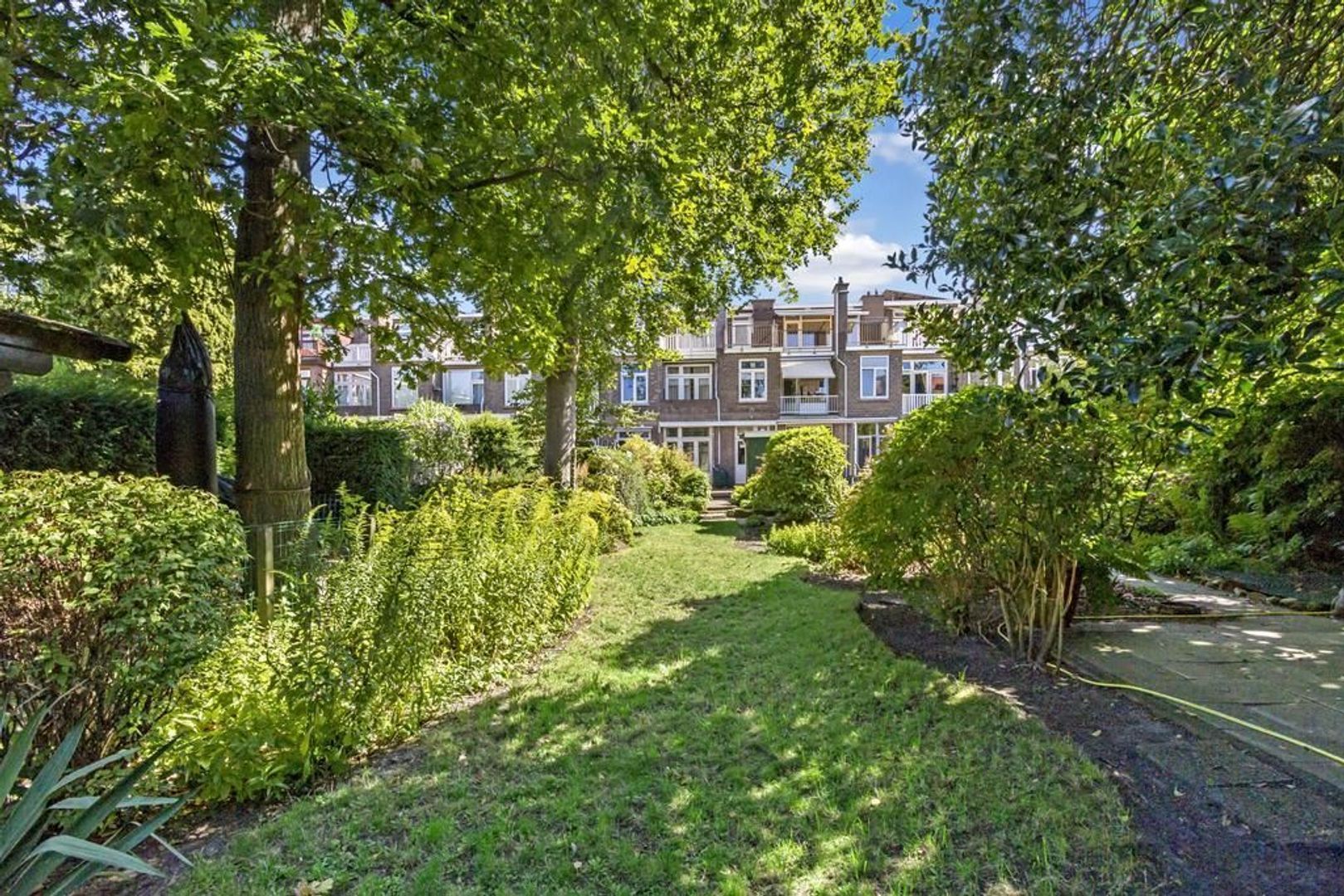 Laan van Eik en Duinen 152, Den Haag foto-1 blur