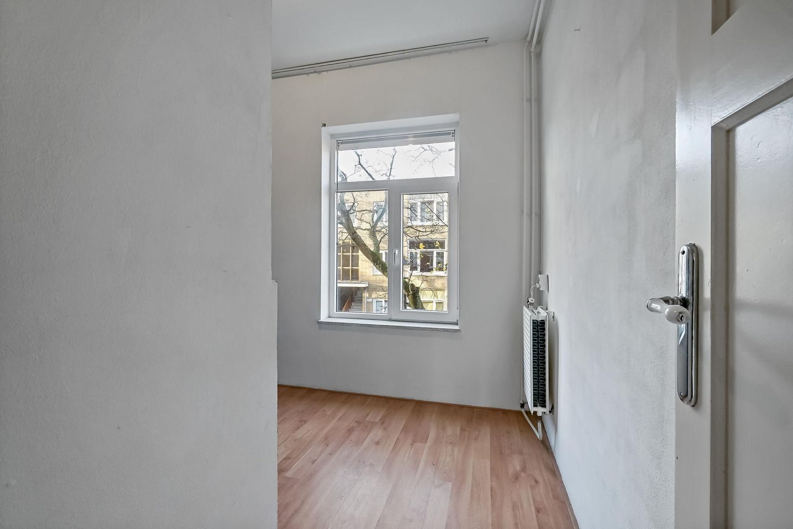 Okkernootstraat 180, Den Haag foto-9 blur