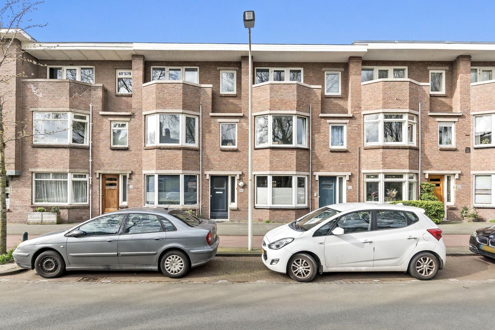 Laan van Meerdervoort 705, Den Haag foto-0 blur