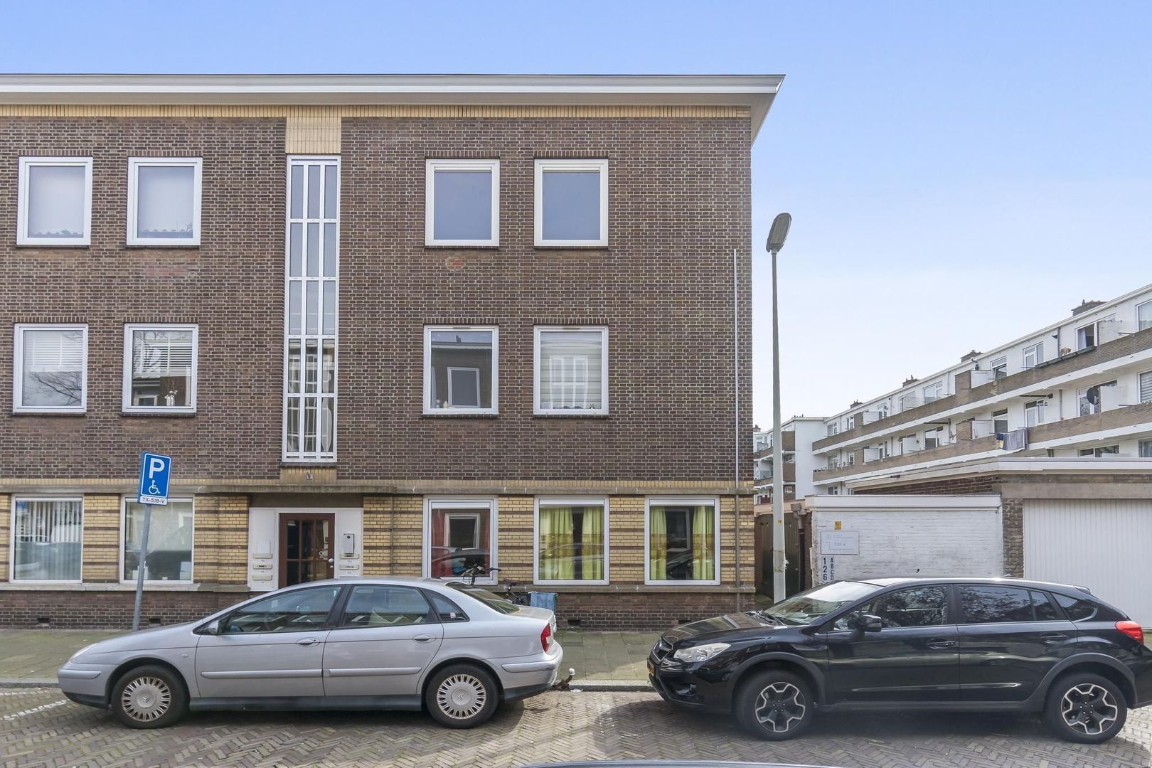 Wognumstraat 124, Den Haag foto-0 blur