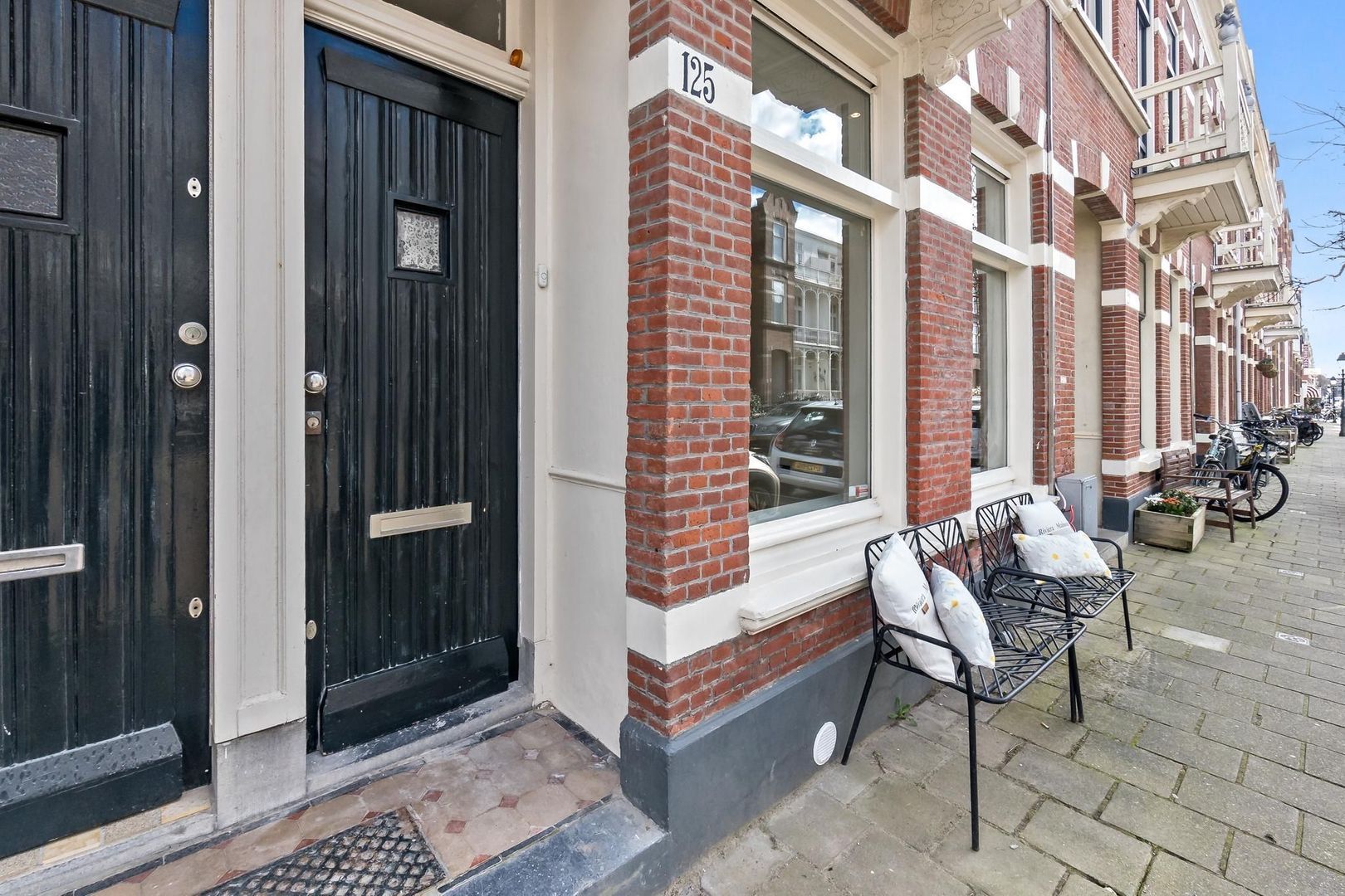Dirk Hoogenraadstraat 125, Den Haag foto-34 blur