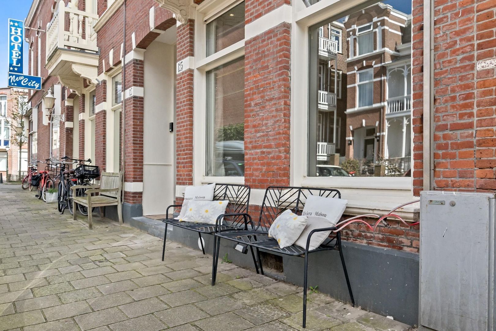 Dirk Hoogenraadstraat 125, Den Haag foto-35 blur