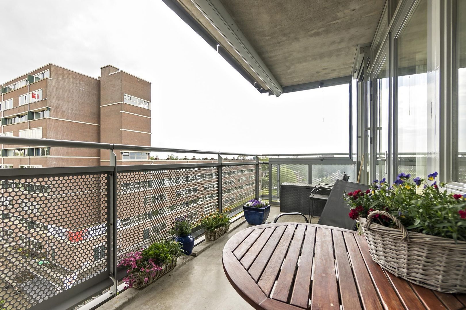 Laan van Berendrecht 286, Leiderdorp foto-15 blur