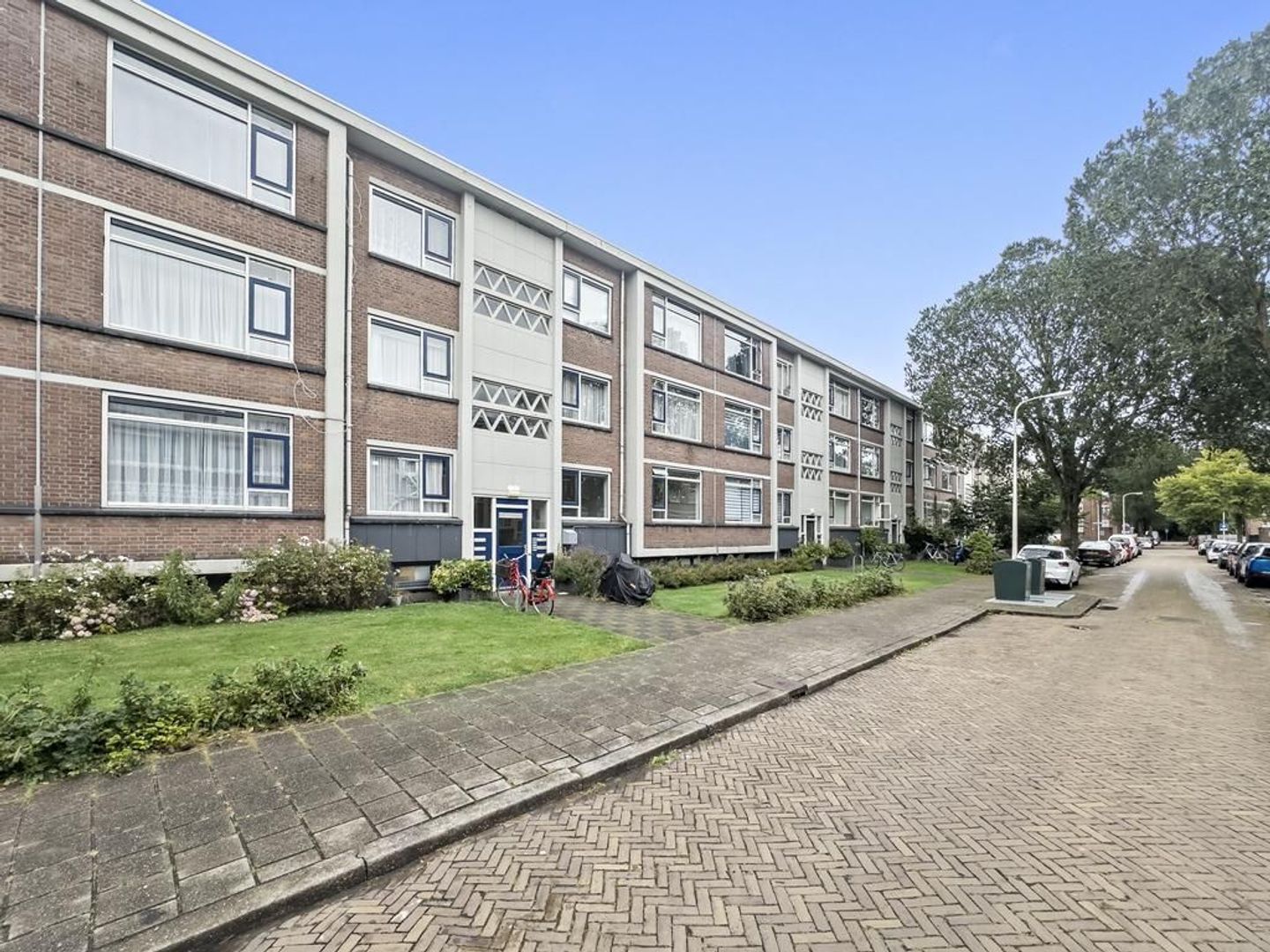 Ruinerwoldstraat 22, Den Haag foto-1 blur