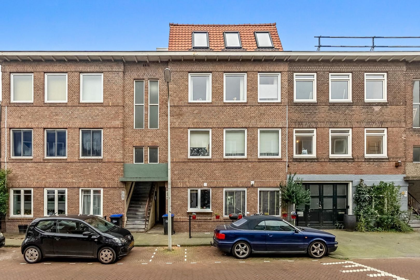 Wingerdstraat 8, Den Haag foto-1 blur