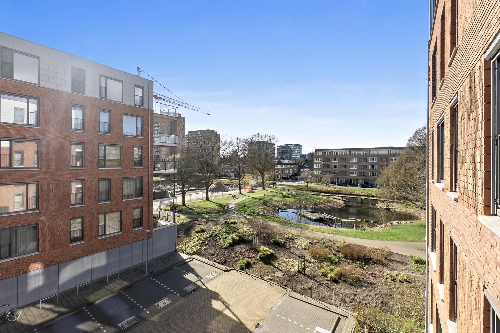 van Vollenhovenlaan 96, Rijswijk foto-17 blur