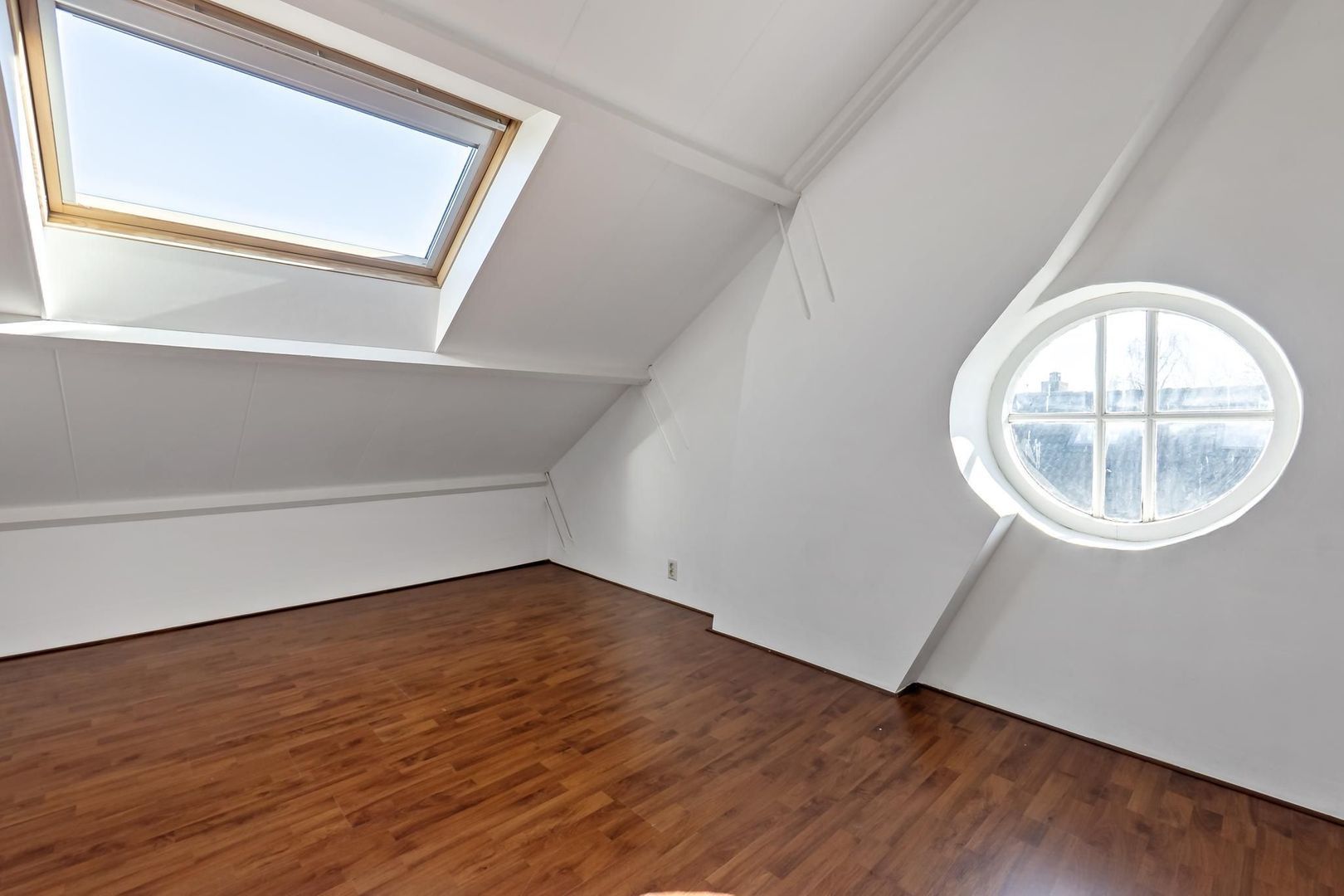 Von Geusaustraat 39, Voorburg foto-30 blur