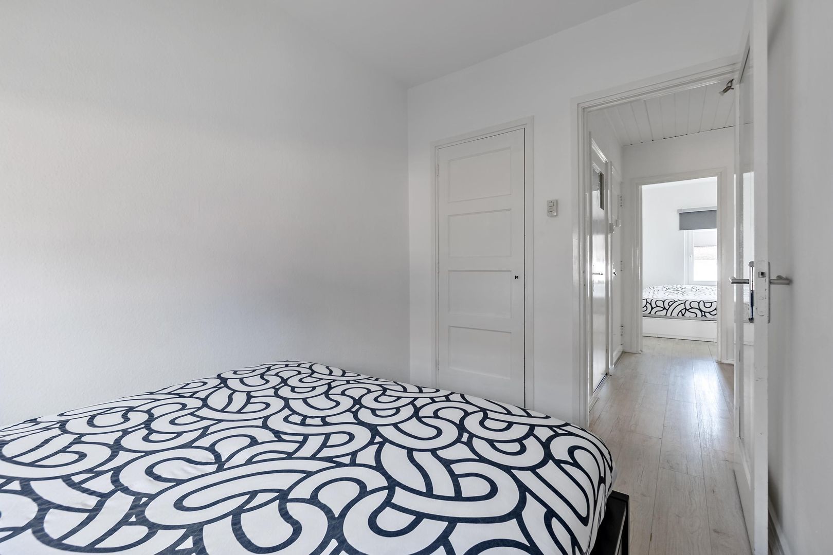Carel Vosmaerstraat 48, Voorburg foto-16 blur