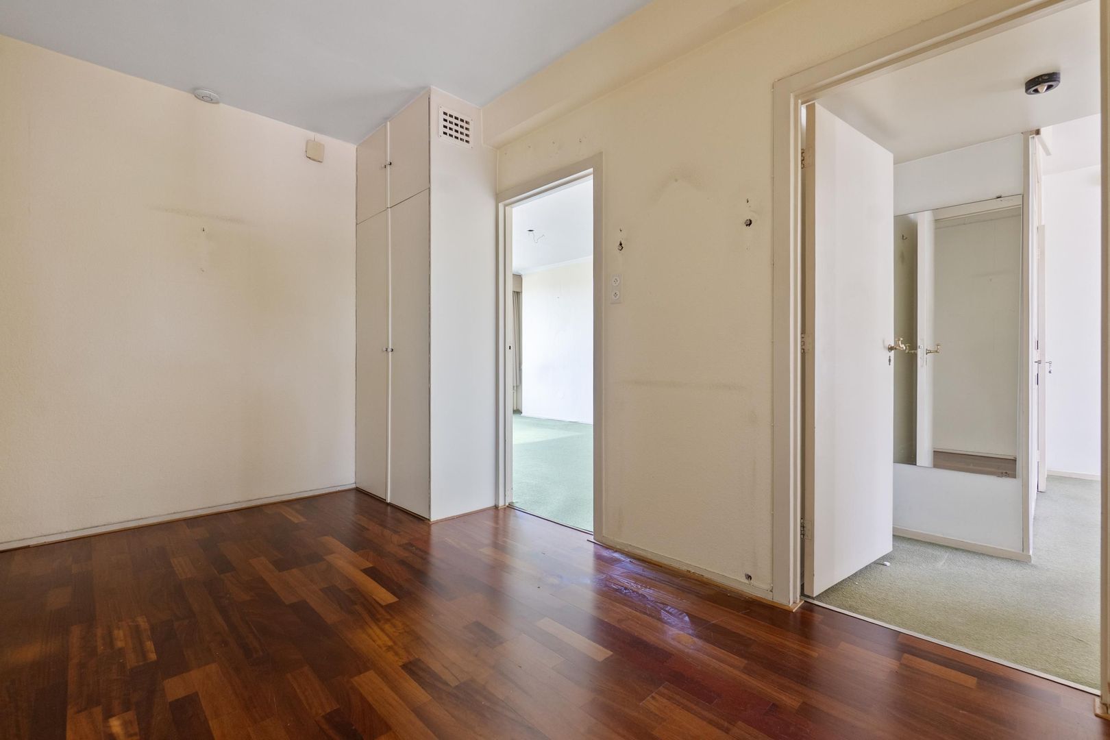 Landrestraat 295, Den Haag foto-7 blur