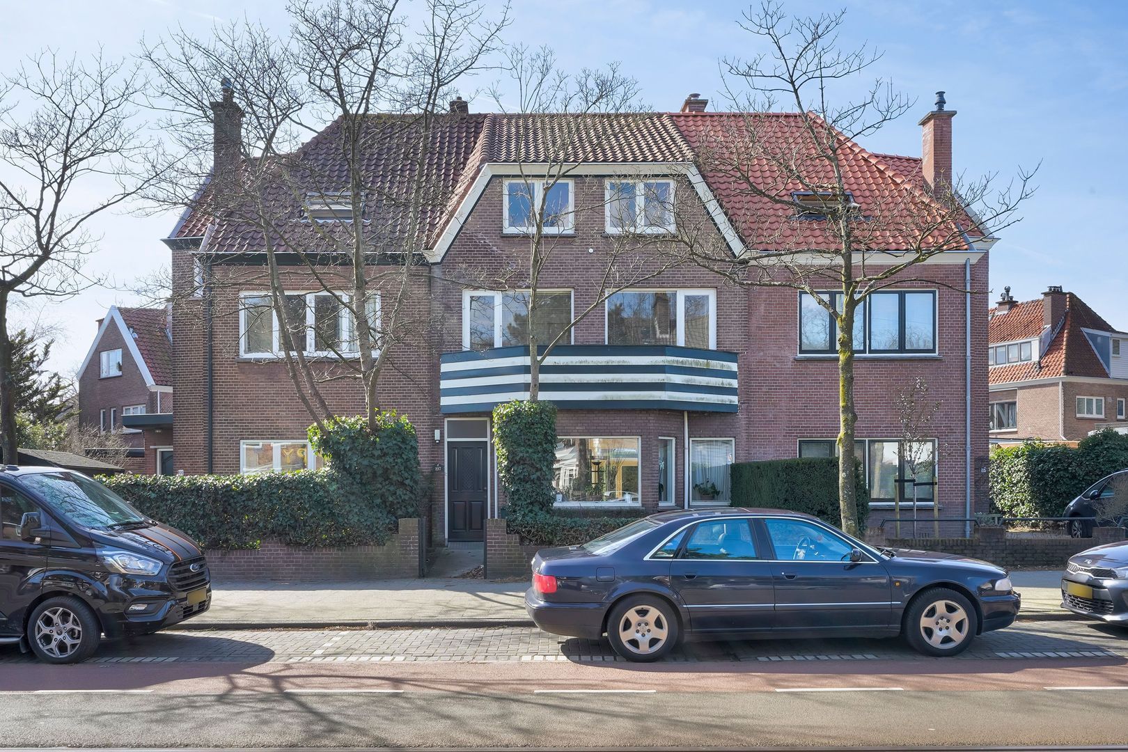 Nieboerweg 197, Den Haag foto-1 blur