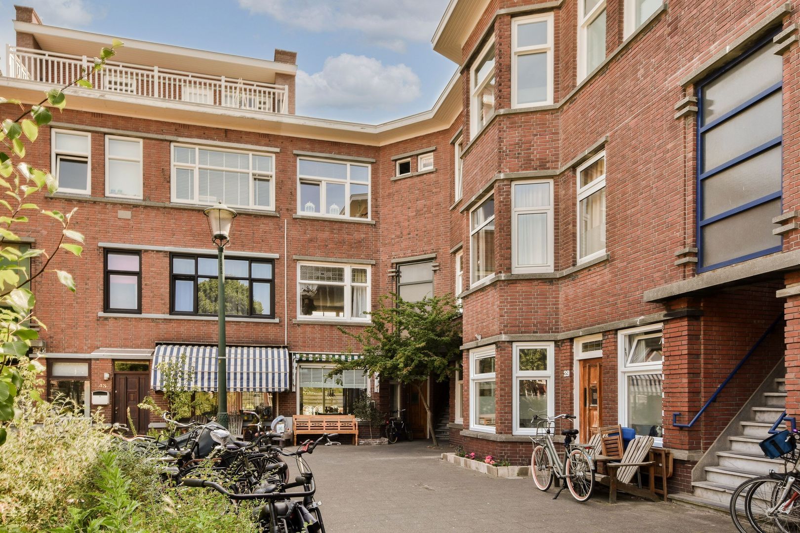 Perenstraat 35, Den Haag foto-0 blur