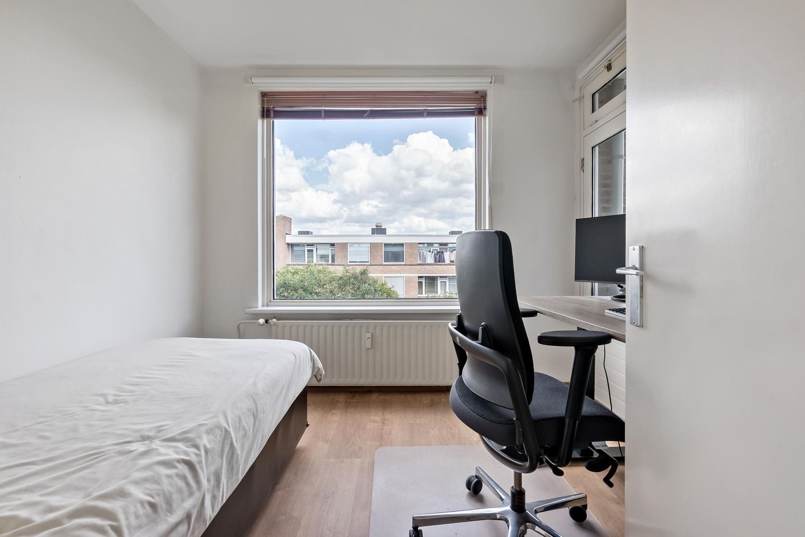 Brinnolaan 24, Voorburg foto-30 blur