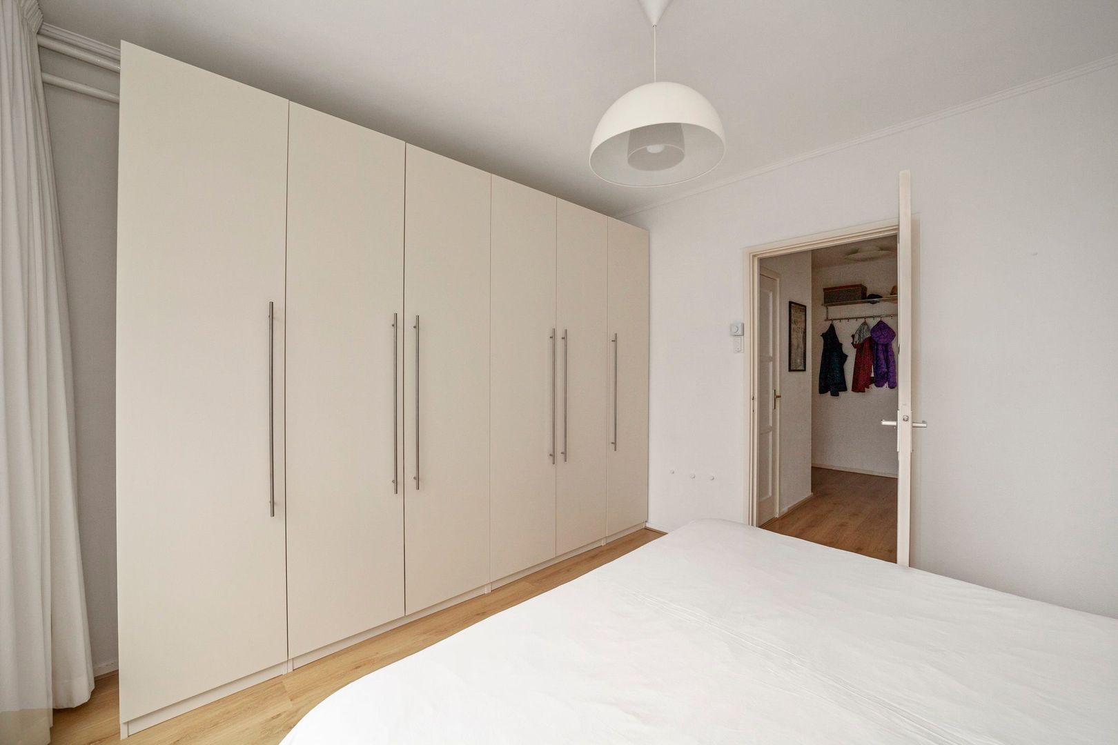 Laan van Nieuw Oosteinde 132, Voorburg foto-13 blur