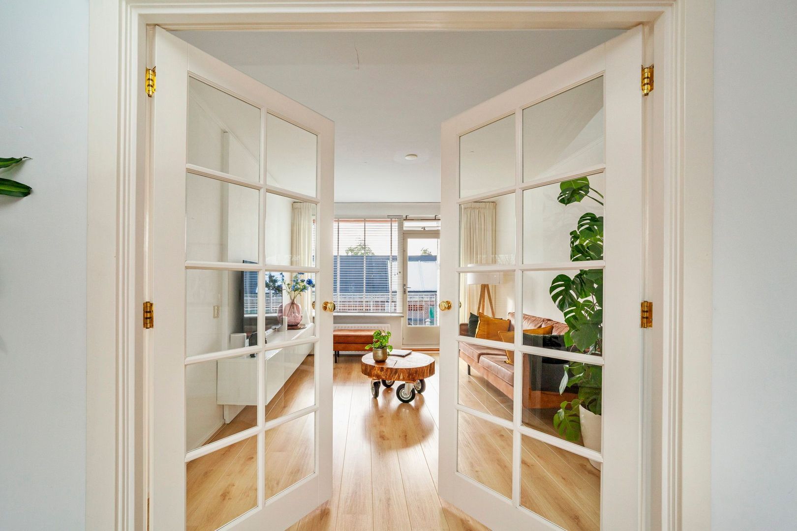 Laan van Nieuw Oosteinde 132, Voorburg foto-4 blur