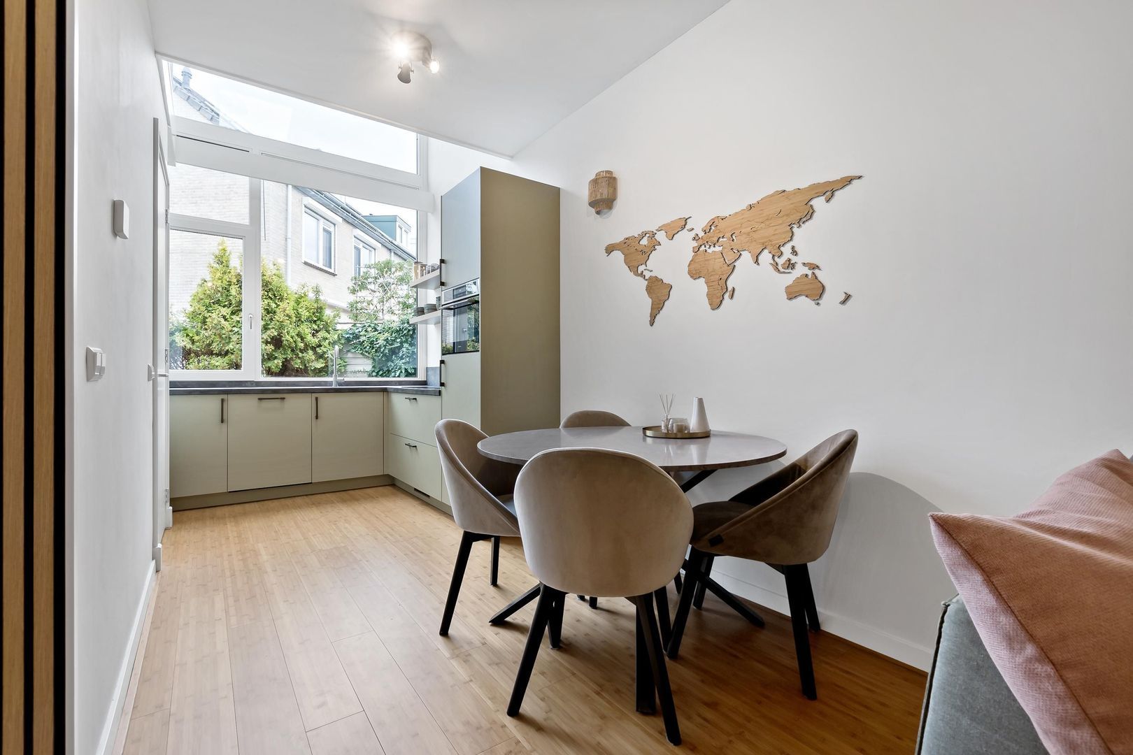 Carneoolstraat 40 B, Leiden foto-15 blur