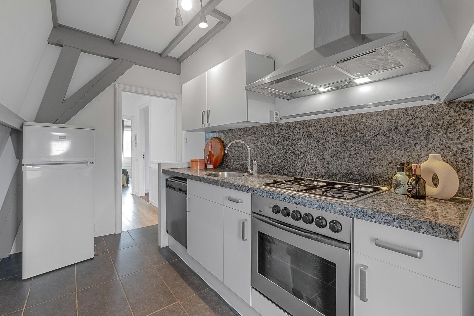 Frankenslag 310 B, Den Haag foto-2 blur