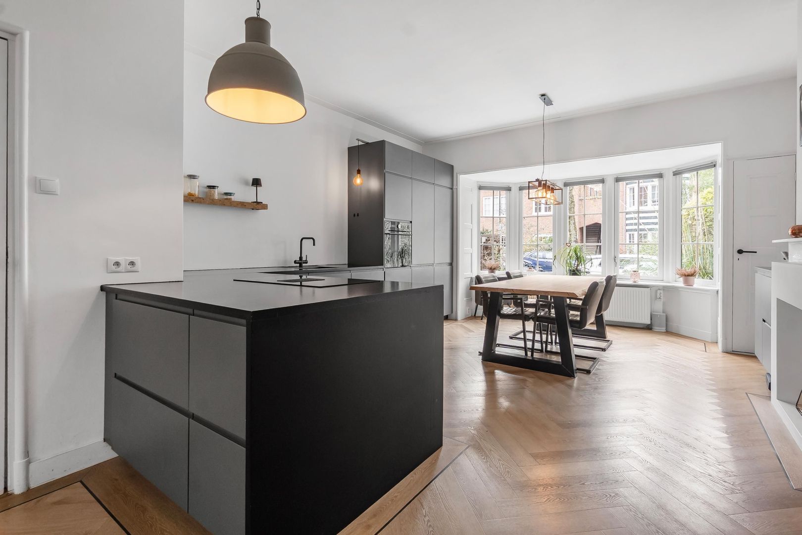 Goudsbloemlaan 37, Den Haag foto-18 blur