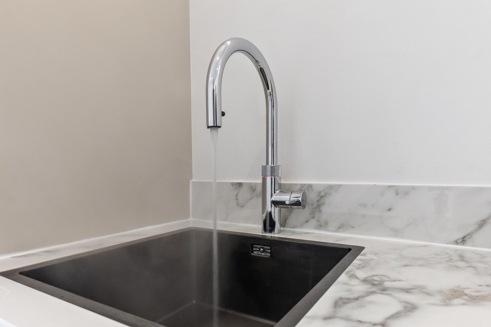 Spiraeastraat 25, Den Haag foto-12 blur