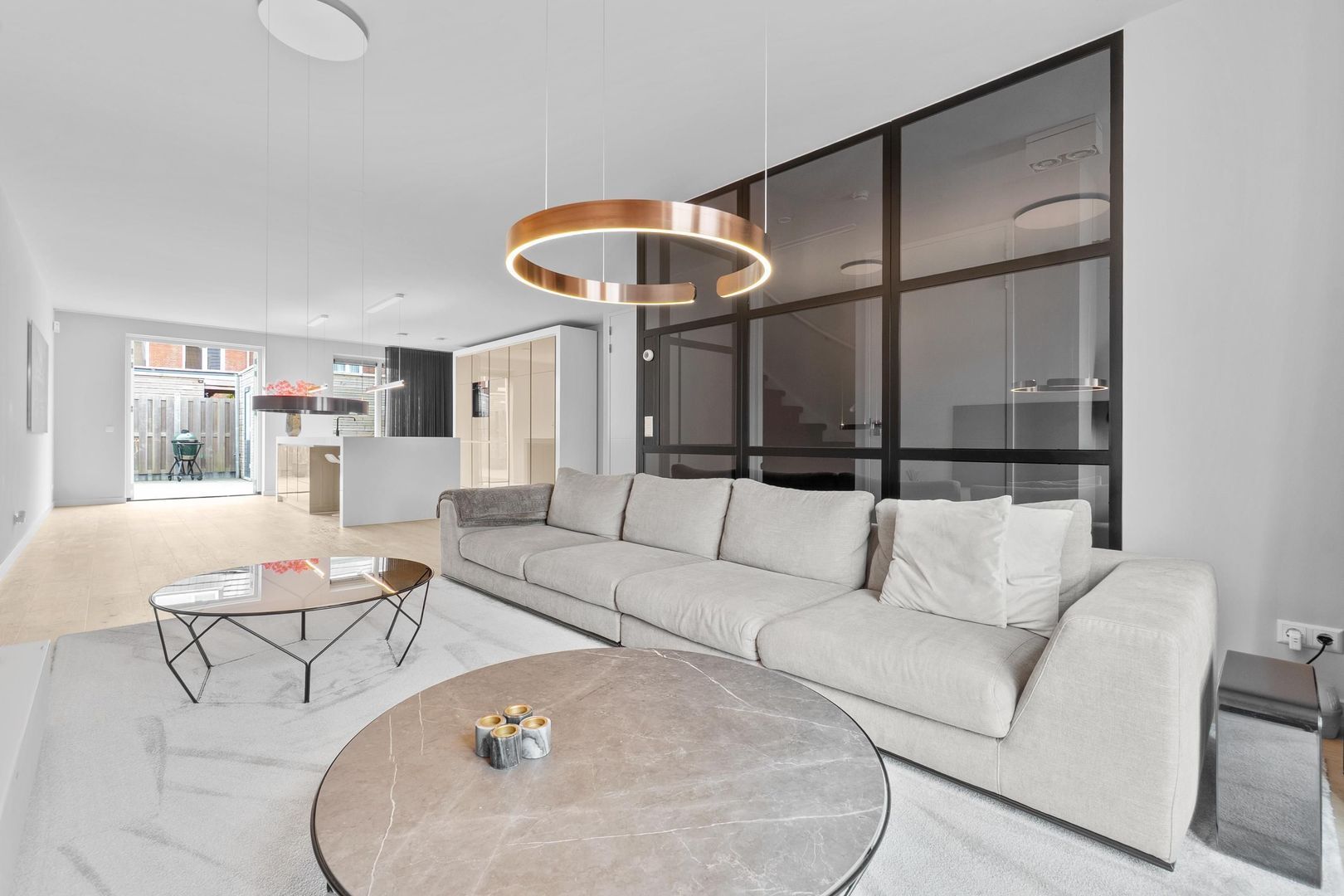 De Druiventrap 30, Wateringen foto-6 blur