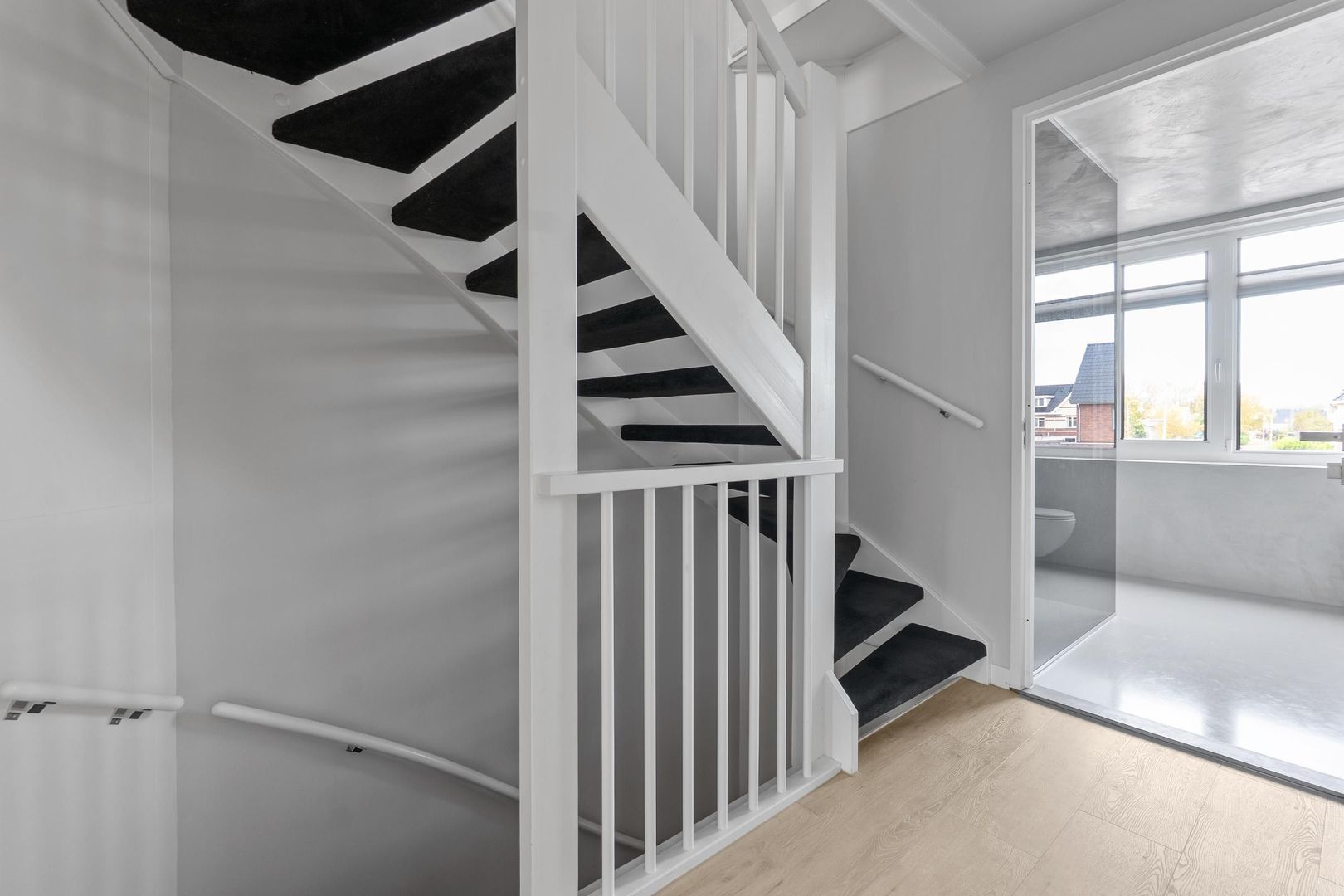 De Druiventrap 30, Wateringen foto-15 blur