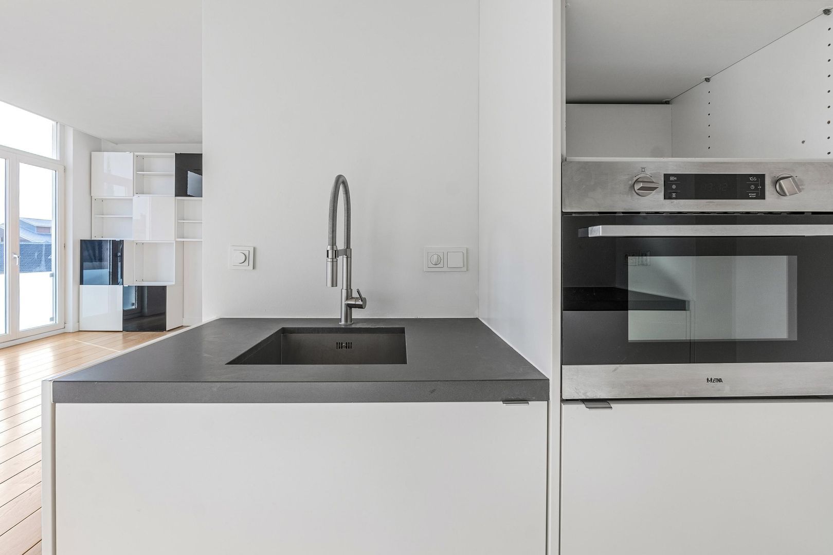 Hogewal 14, Den Haag foto-9 blur