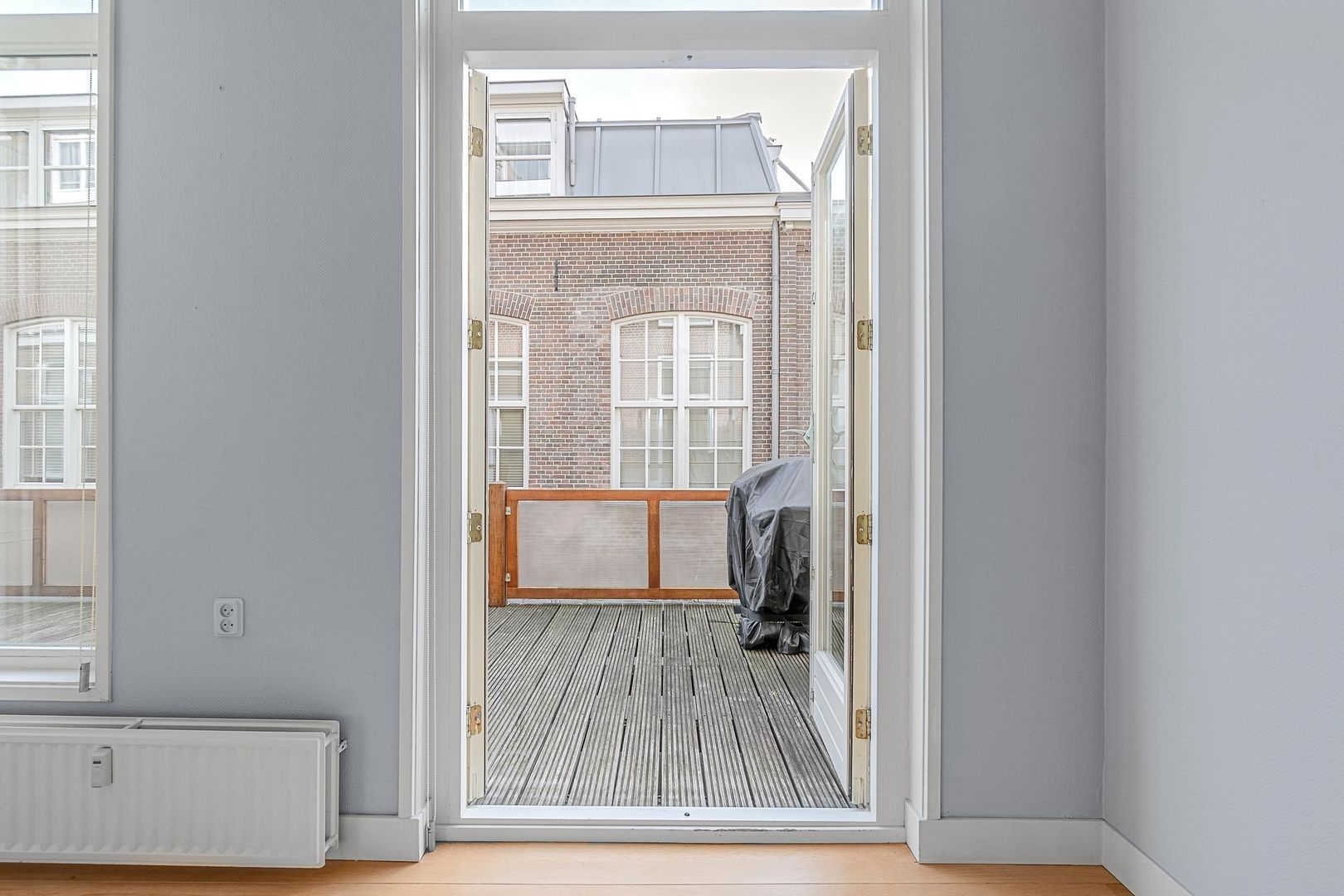 Hogewal 14, Den Haag foto-24 blur