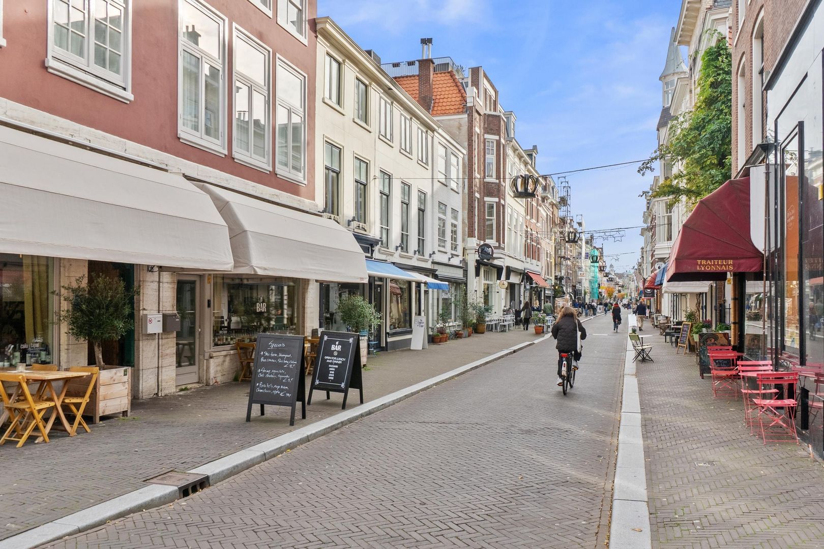 Hogewal 14, Den Haag foto-44 blur