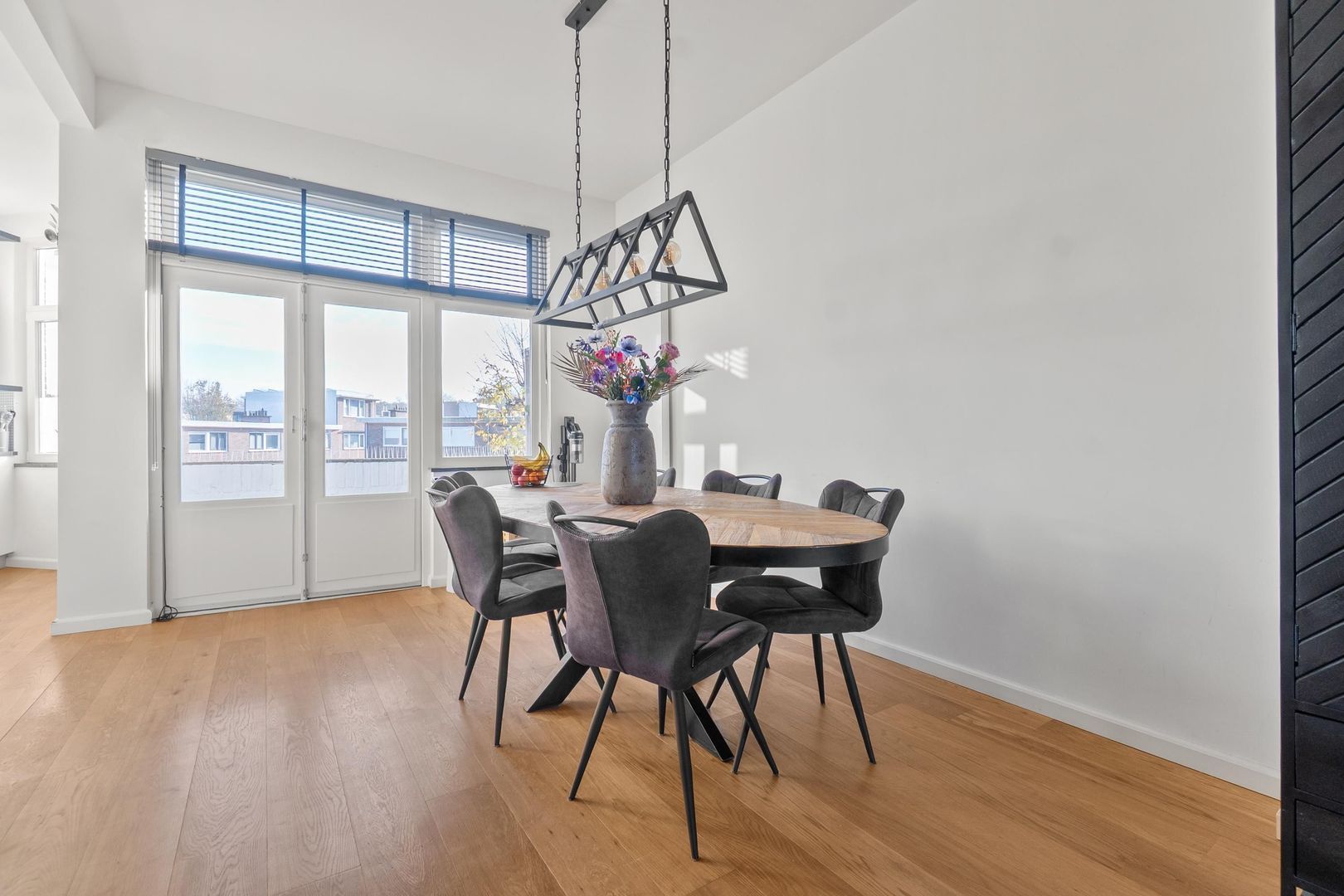 Pluvierstraat 434, Den Haag foto-12 blur