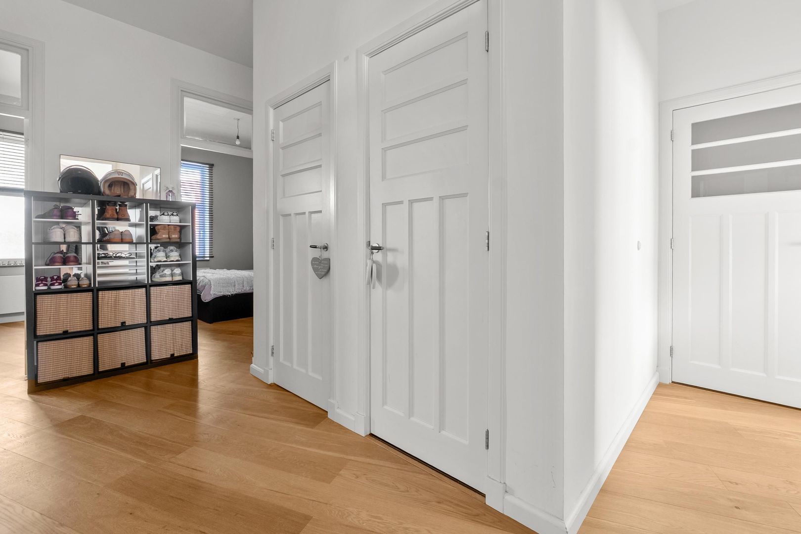 Pluvierstraat 434, Den Haag foto-22 blur